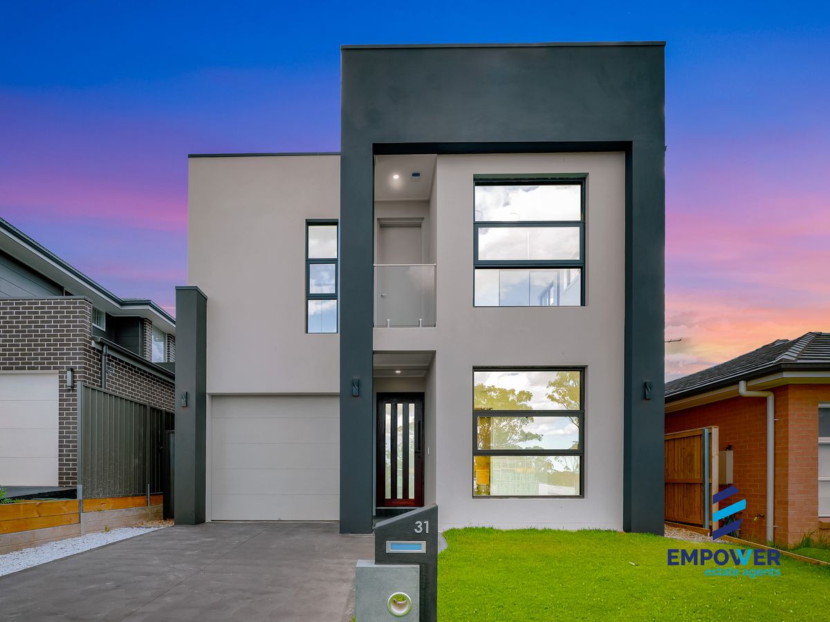 Doublestory Luxury house for sale in Campbelltown Macarthur Heights